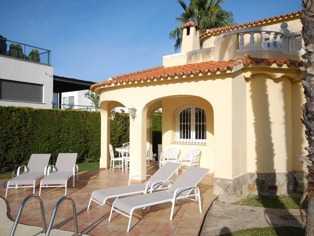 Belvilla By Oyo Casa Olivia Nova Oliva Exterior photo